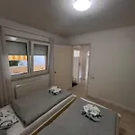 Sofi Apartment